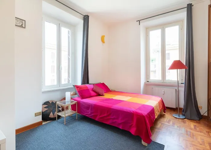 Like At Piramide * Řím