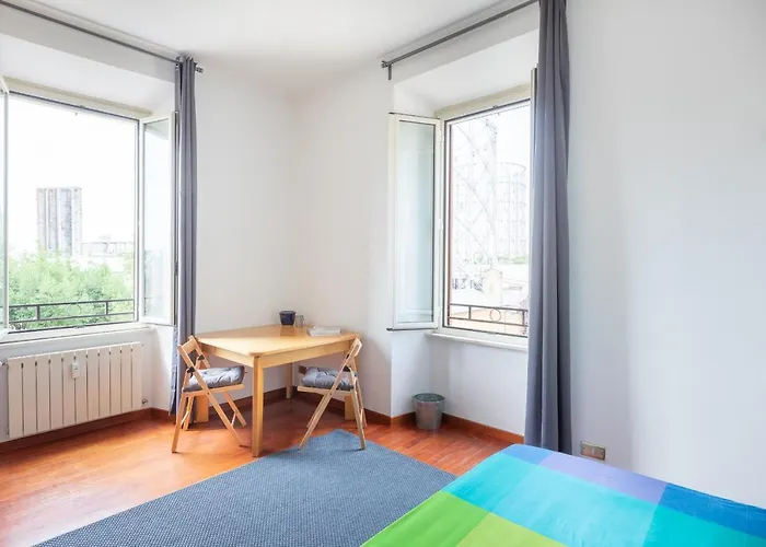 Like At Piramide * Řím